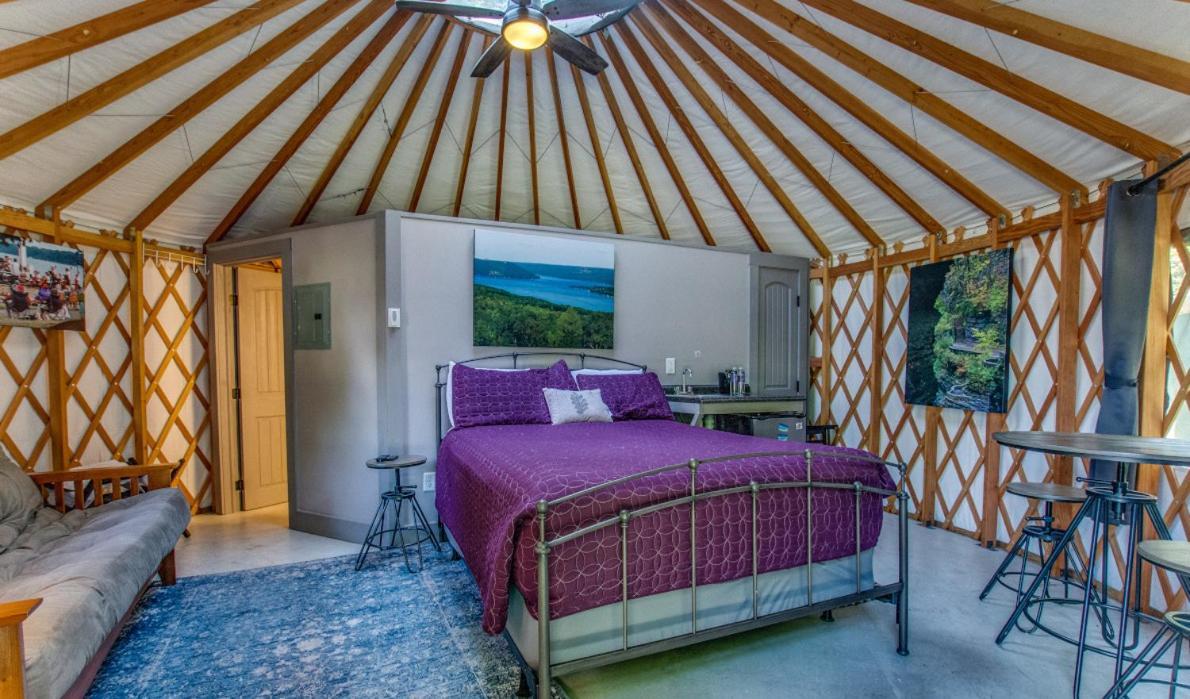 Plum Point Lodge Himrod Luaran gambar